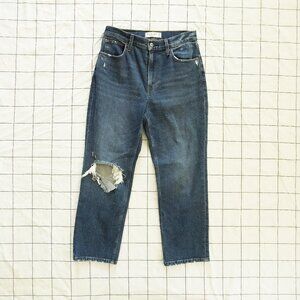 A&F Ultra High Rise Ankle Straight Jeans, Size 6S